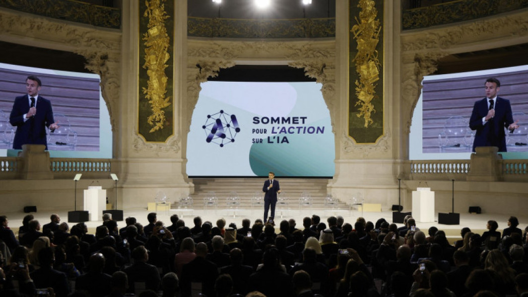 Franța își intensifică eforturile în domeniul inteligenței artificiale