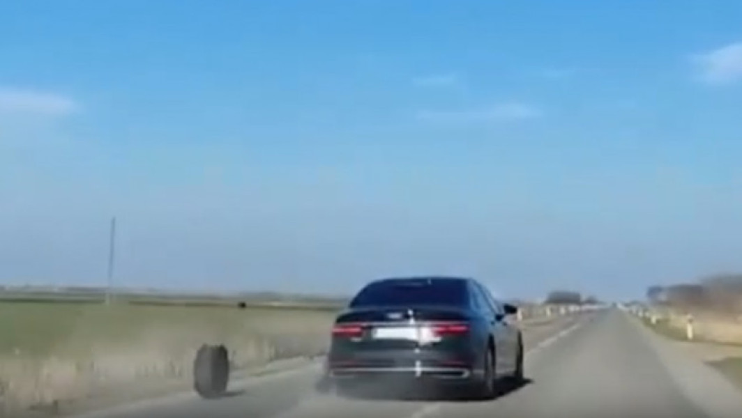 Președintele Serbiei, Aleksandar Vucici, a evitat un accident auto grav