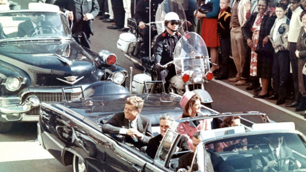 FBI descoperă 2.400 de documente noi despre asasinarea lui JFK
