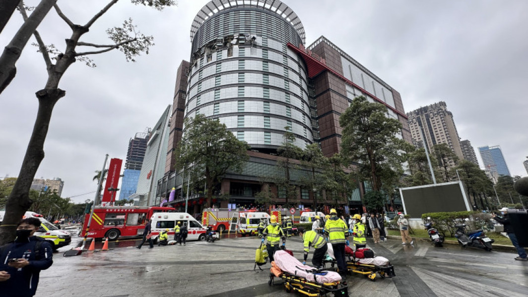 Patru morți și 24 de răniți în urma unei explozii puternice la un centru comercial din Taiwan