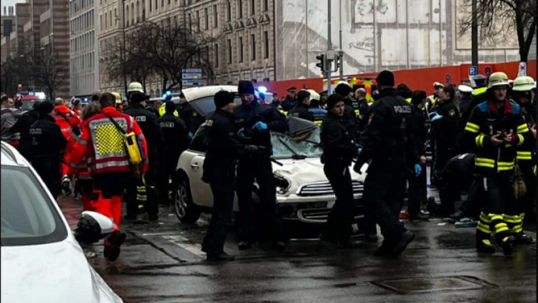 Accident grav în München: o mașină a lovit un grup de oameni