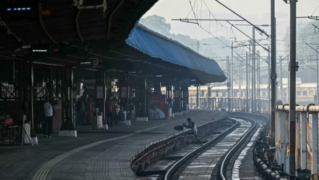 Cel puțin 15 morți în haosul de la gara din New Delhi