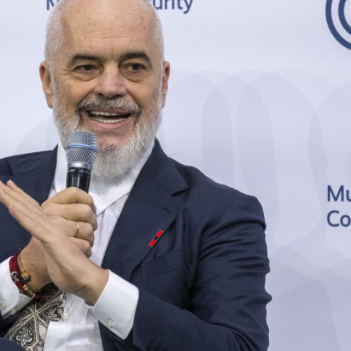 Premierul albanez Edi Rama refuză să primească palestinieni expulzați