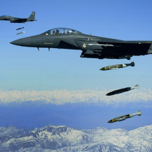 Transport de bombe MK-84 pentru Israel din Statele Unite