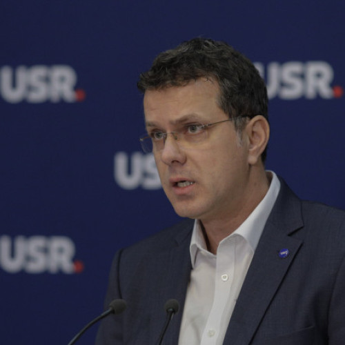 USR nu va semna motiuni cu izolationistii, spune Ionut Mosteanu