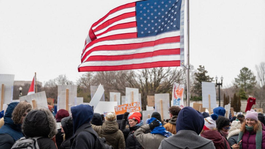 Concedieri controversate în guvernul american