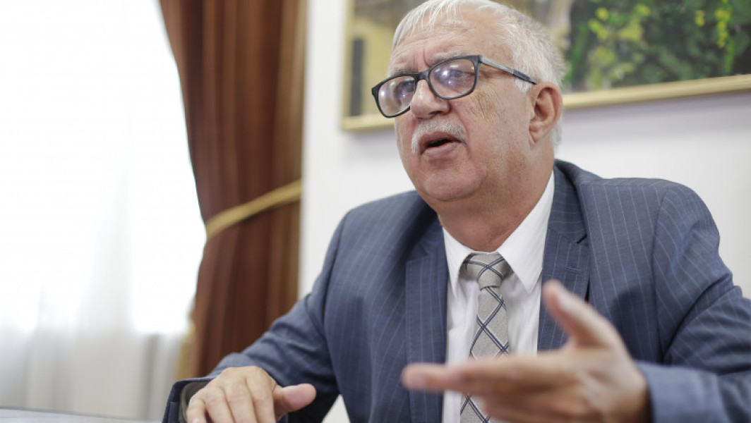 declarațiile lui augustin zegrean referitoare la atacurile externe asupra ccr