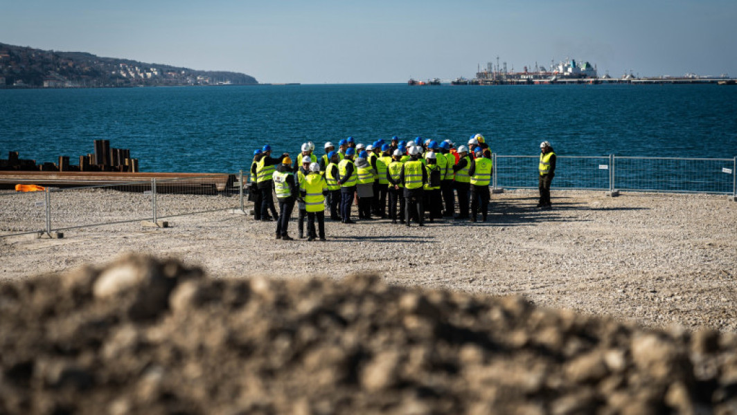 Ungaria își construiește un port în Trieste, Italia