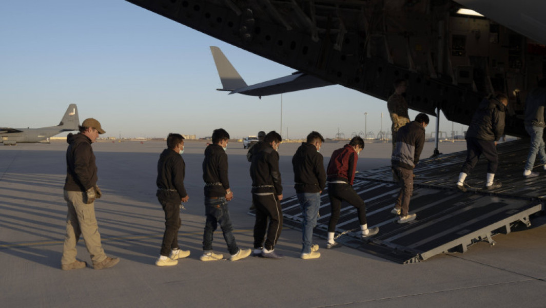 Trump a deportat 37.660 de persoane în prima lună de mandat