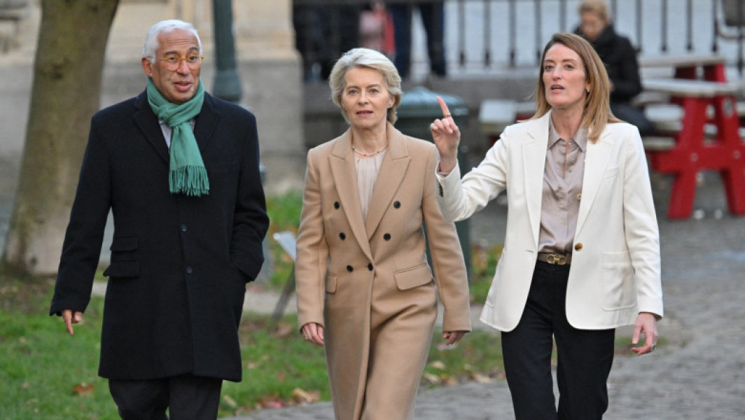 Ursula von der Leyen și liderii europeni aduc omagiu Ucrainei