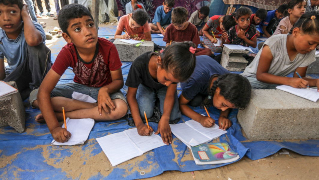 Începerea anului școlar pentru copiii din Fasia Gaza