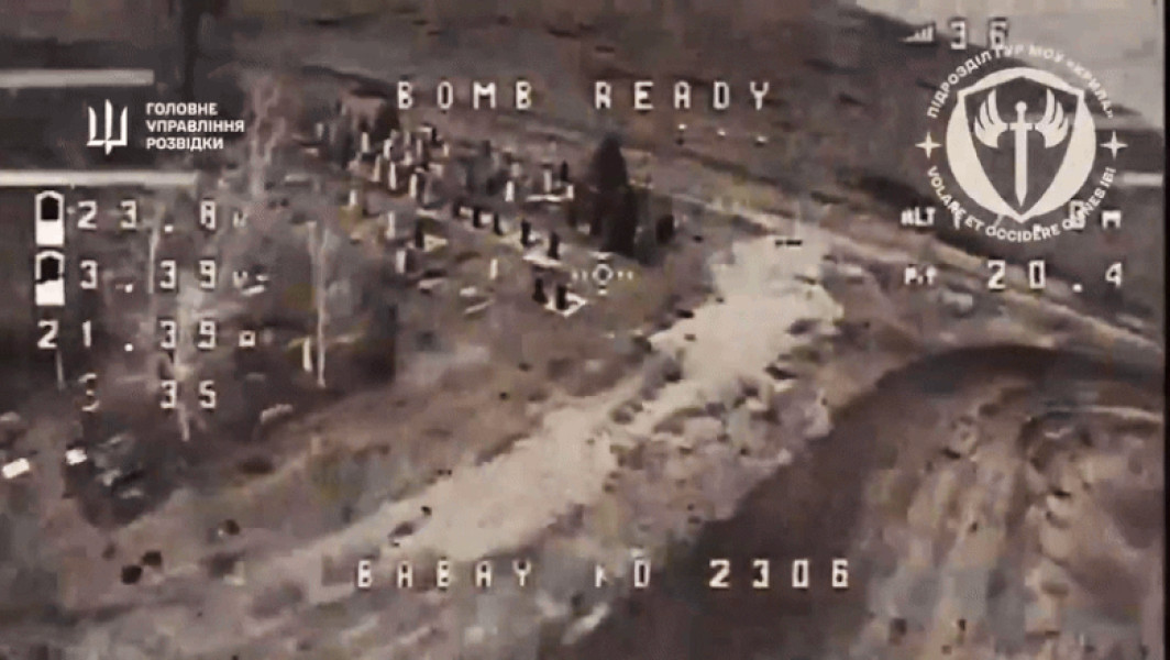 Video Soldați ruși vânați de drone ucrainene într-un cimitir de lângă Pokrovsk. „Moartea îi va găsi oricum”