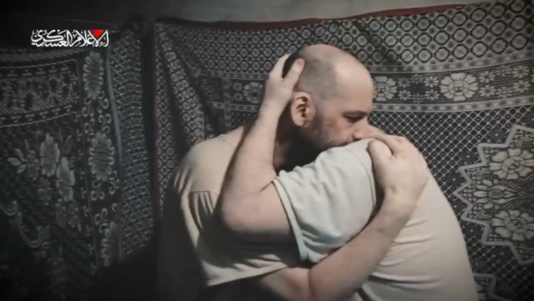 Hamas publică un nou videoclip cu ostatici în urma armistițiului