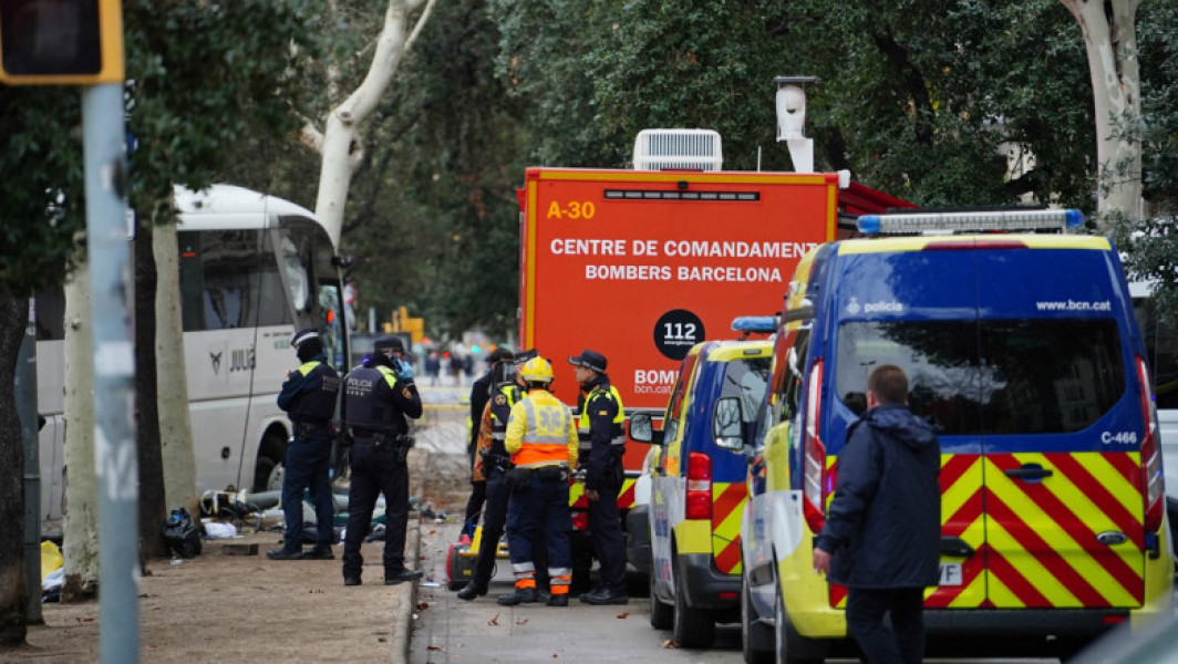 Coliziune gravă între două autocare în Barcelona, cu 34 de răniți