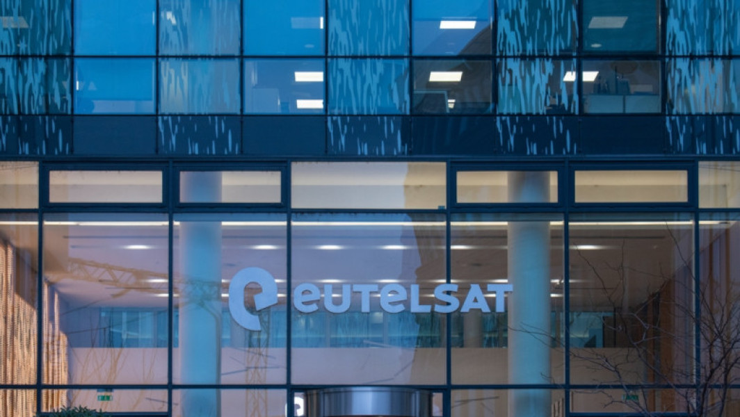 Eutelsat colaborează cu instituțiile europene pentru internet în Ucraina