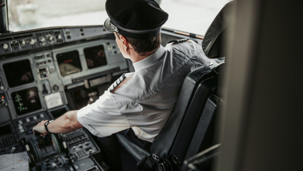 Pilotul unei companii aeriene reținut pe aeroportul Arlanda din Stockholm