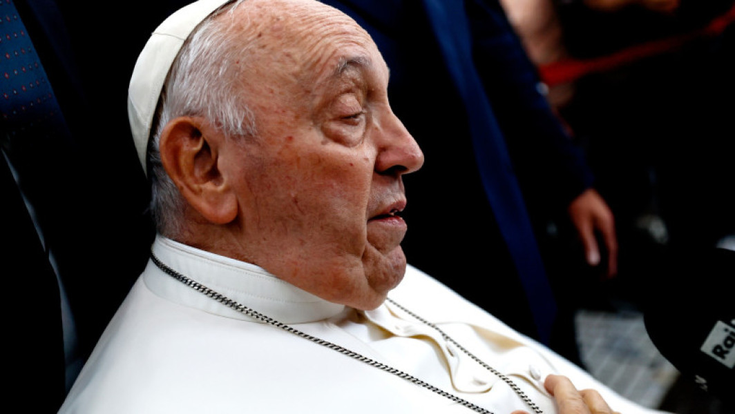 Papa Francisc transmite mulțumiri credincioșilor din spital