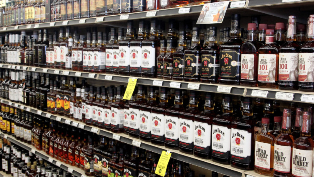 Comisia Europeană va impune taxe vamale asupra produselor americane