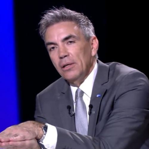 Consilierul prezidențial Dragoș Anastasiu a declarat, într-o intervenție exclusivă pentru Digi24, că astăzi, joi, se va decide pachetul de măsuri fiscale pentru relansarea economiei. De zile întregi, reprezentanții partidelor discută despre opțiunile care trebuie adoptate pentru a sprijini bugetul țării.