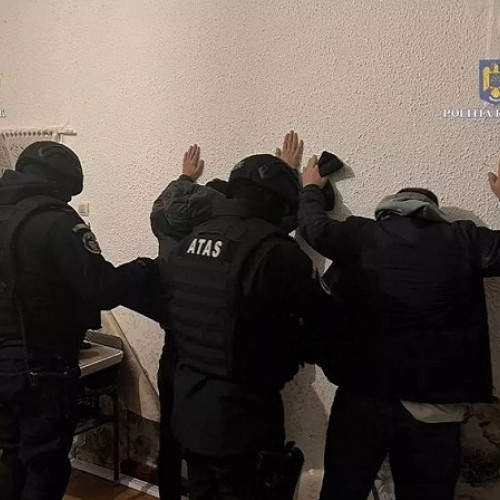 Percheziții în 12 case din Satu Mare: Traficanți și cămătari arestați
