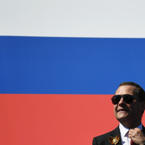 „Călătoria” lui Dmitri Medvedev: de la politician reformator la una dintre cele mai violente voci de la Kremlin