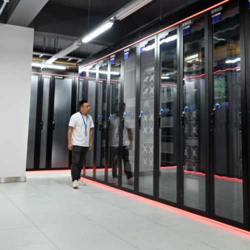 Chinezii au reușit să construiască un computer care poate gândi ca o maimuță