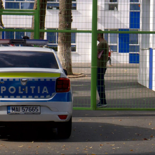 Mesajele de amenințare primite la școli și spitale, infirmate ca false de IGPR