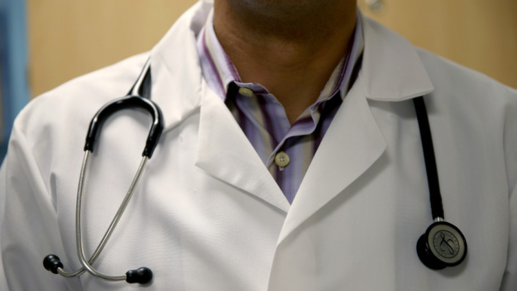 Medici ruşi, acuzaţi de torturarea prizonierilor politici în Rusia