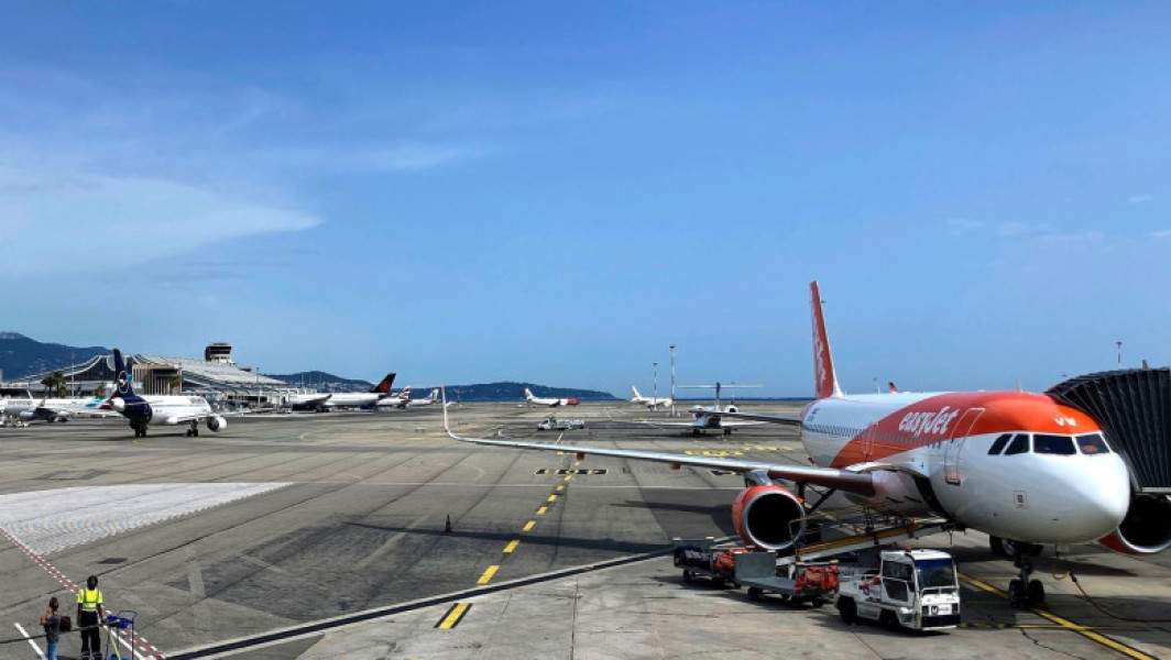 Incident la aeroportul din Nisa: un avion a ratat aterizarea pentru a evita coliziunea