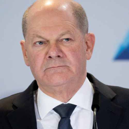 Scholz criticat de fostul secretar general al NATO pentru ezitarea în războiul din Ucraina