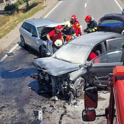 Detasamentul de Pompieri Satu Mare a intervenit la un accident rutier în Botiz